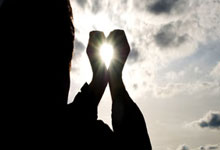 迪拜集训备战世预赛 国足期待5位新人“上位”.